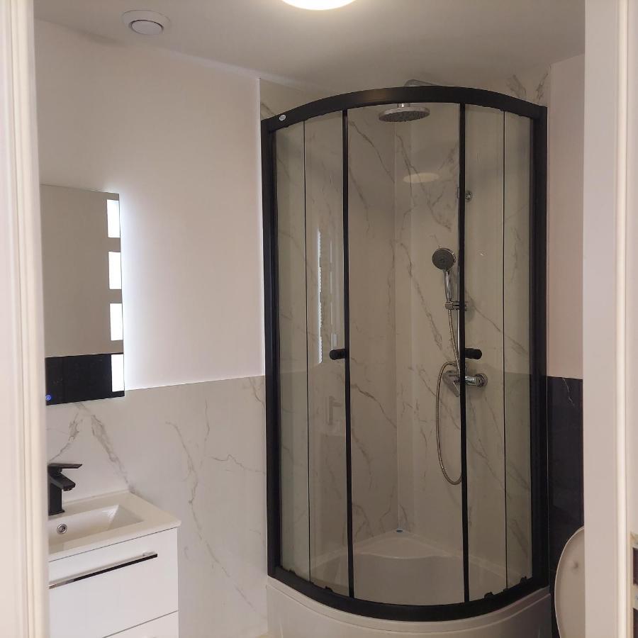 ז'שוב Apartament Mira מראה חיצוני תמונה