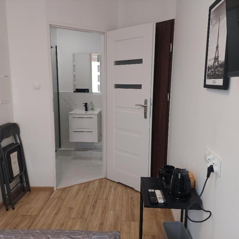 ז'שוב Apartament Mira מראה חיצוני תמונה