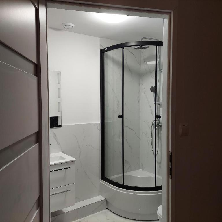ז'שוב Apartament Mira מראה חיצוני תמונה